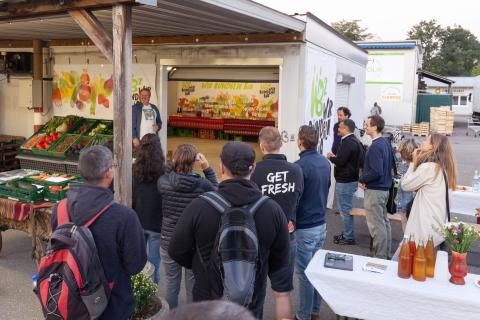 "Wir bündeln Bio" Container auf dem Freiburger Grossmarkt